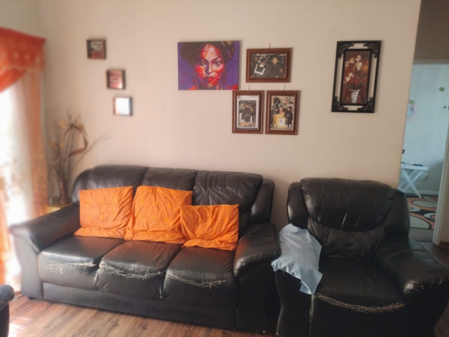 2 Bedroom Property for Sale in Navalsig Free State